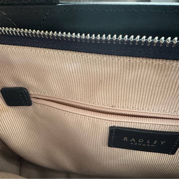 Radley London Navy Blue Handbag – Timeless Elegance - Picture 16 of 16